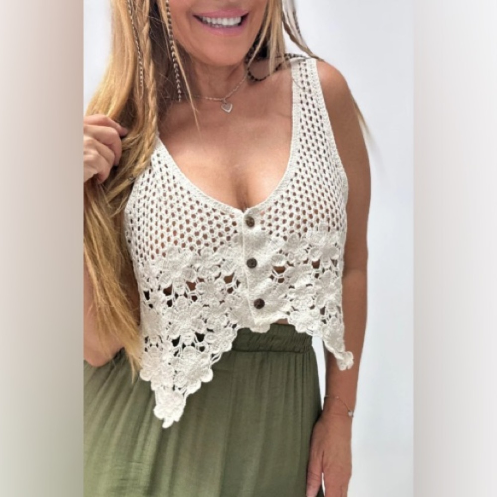 Lulla Collection crochet vest. - Picture 2 of 8